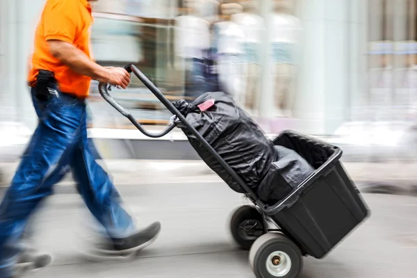 Delivery with dolly by hand — Stock Photo, Image