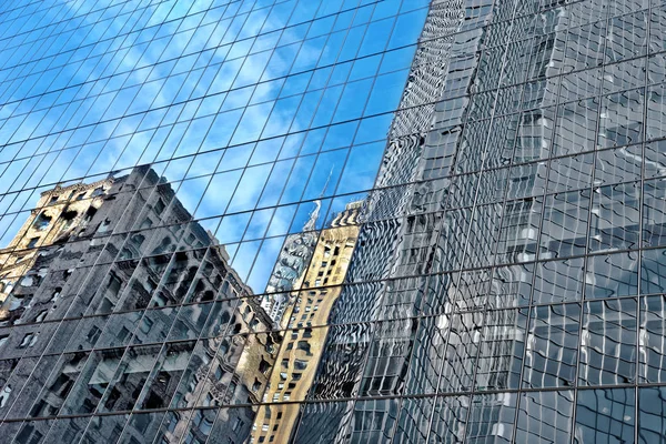 Construção de vidro futurista com cooperação económica — Fotografia de Stock