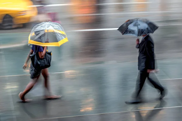 雨の日のモーション ブラーします。 — ストック写真