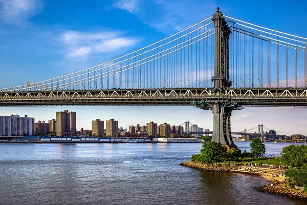 Pohled na Manhattan Bridge — Stock fotografie