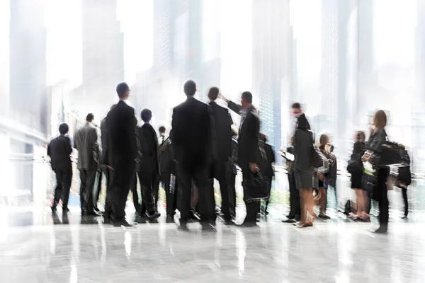 Groep mensen in het lobby business center — Stockfoto
