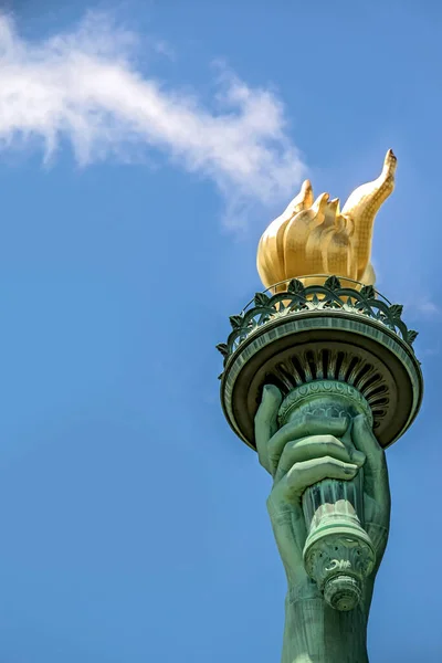 Oriëntatiepunt Amerikaanse Monument Standbeeld Van Vrijheid New York — Stockfoto