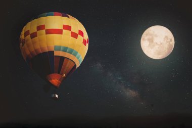 balon ve dolunay