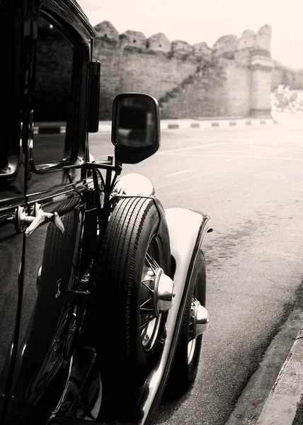 Vecchia auto d'epoca — Foto Stock