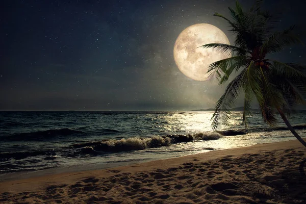 Beach with Milky Way star in night skies full moon — Stock Photo, Image