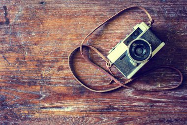 Ahşap masa Retro kamera  