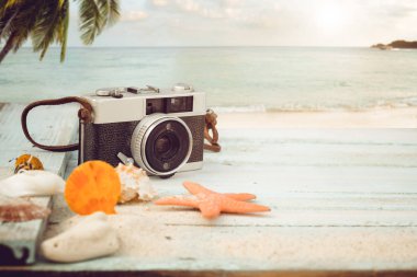 tropikal bir plajda yaz aylarında tatil seyahat
