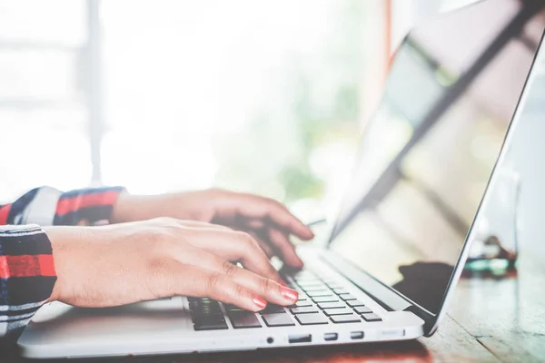 Business asian female hands typing on laptop — Stok Foto