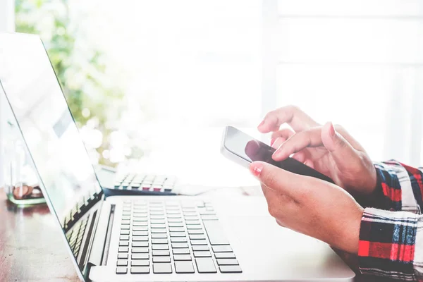 The lifestyle of office workers — Stock Photo, Image