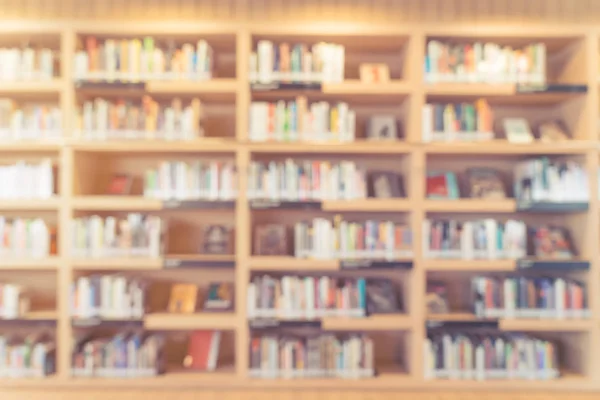 Kütüphane oda içinde bulanık bookshelf