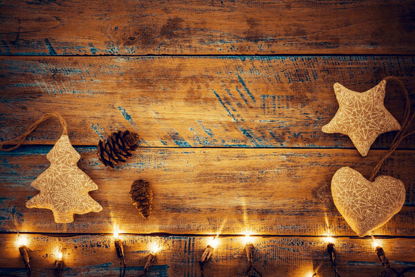 Рождественская лампочка с отделкой
 