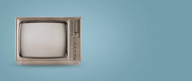 Retro televizyon - eski renk arka plan üzerinde tv. Retro teknoloji. düz yatıyordu, en iyi görünümü kahraman başlığı. Vintage renk stilleri. 