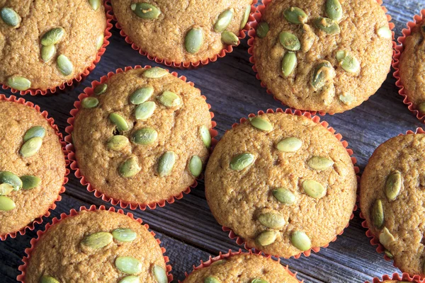 Muffin di zucca appena sfornati — Foto Stock