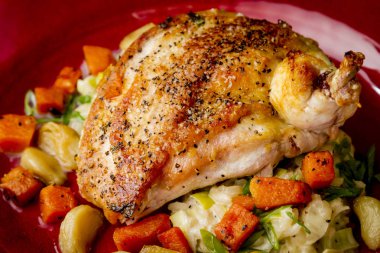 Ispanak Balkabagi tavuk dolması