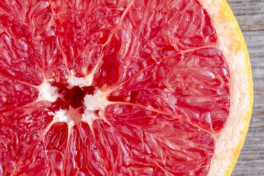 Taze organik yakut kırmızı greyfurt