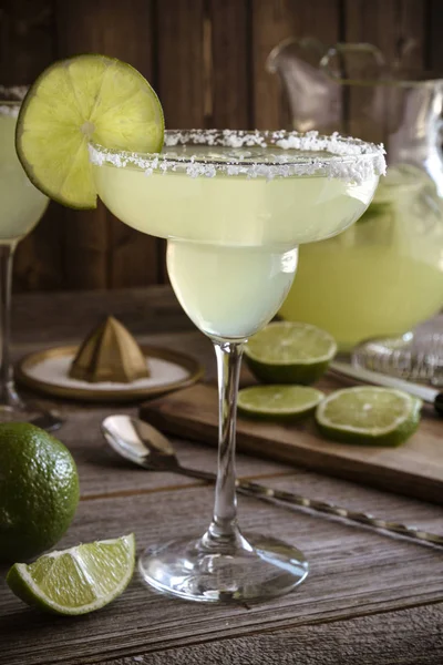 Clásico Lime Margarita Bebidas —  Fotos de Stock