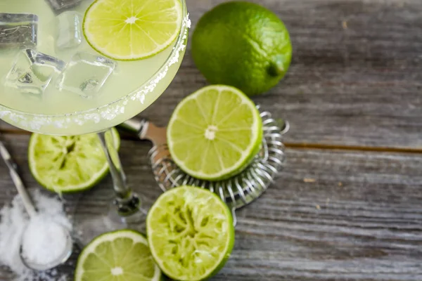 Klassiska Lime Margarita drycker — Stockfoto