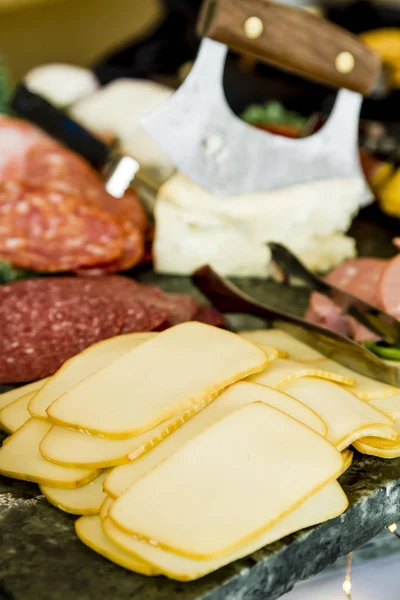 Vassoio di carne e formaggio partito — Foto Stock