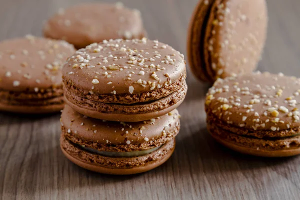 Pieczone migdałów smaku francuskie macarons — Zdjęcie stockowe