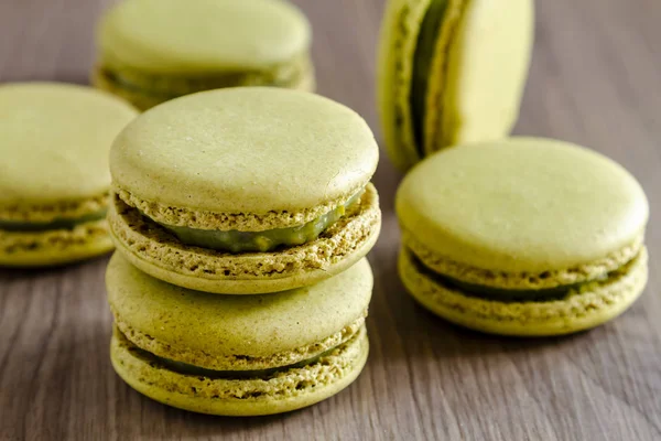 Pieczone pistacja o smaku francuskie macarons — Zdjęcie stockowe