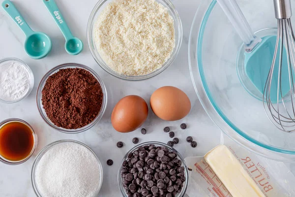 Ingredientes Herramientas Para Hacer Brownies Con Chispas Chocolate Keto Disparados — Foto de Stock