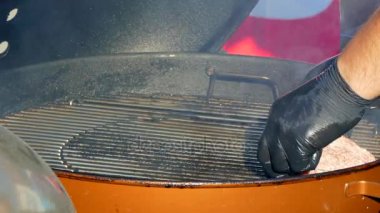 Izgara pirzola el koymak