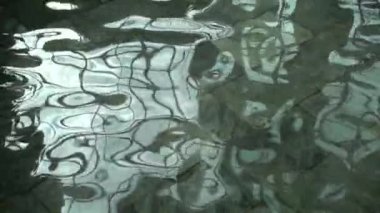 Akşam yemeği yavaş su yüzeyi