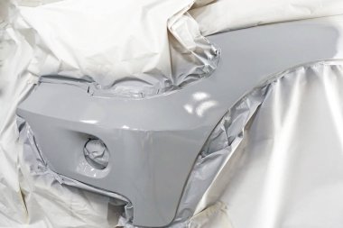 Araba vücut iş oto araba tamir boya püskürtme sırasında kaza sonra