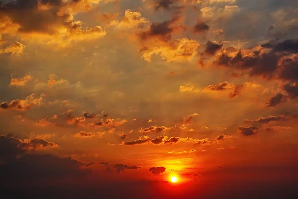 Verschwimmen Fokus Wolke schönen Himmel schönen Sonnenuntergang Natur Sommer im Freien — Stockfoto