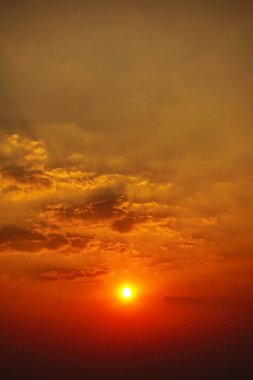 Bulut güzel gökyüzü güzel günbatımı doğa yaz açık                