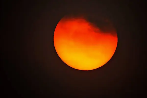 Günbatımı Gökyüzü Turuncu Turuncu Gökyüzü Açık Yaz Doğa — Stok fotoğraf