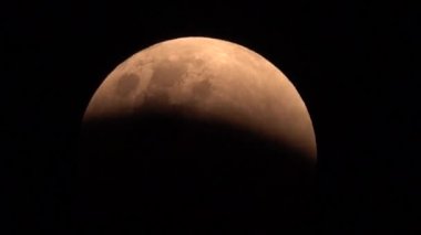 4 k süper kanlı ay