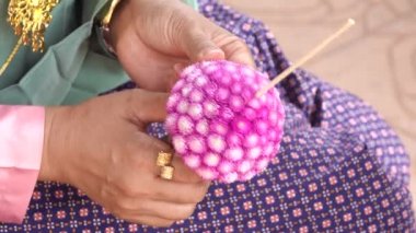 4k güzel düğün çelenk el kadın çiçek yaptı.  