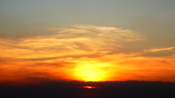 Zachód Słońca Zmierzch Pomarańczowy Żółty Niebo Niebieski Piękny Fioletowy Charakter — Wideo stockowe