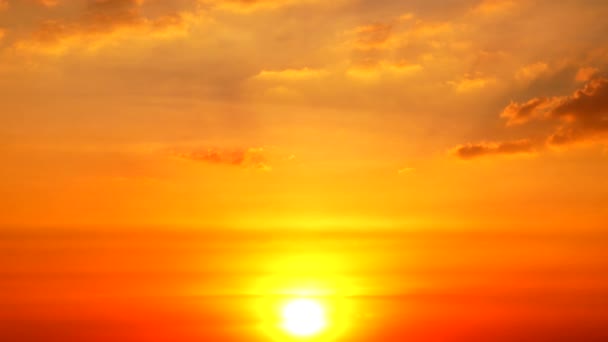 Zonsondergang Twilight Oranje Gele Hemel Blauw Prachtige Paarse Natuur Achtergrond — Stockvideo