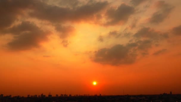 Zonsondergang Twilight Oranje Gele Hemel Blauw Prachtige Paarse Natuur Achtergrond — Stockvideo