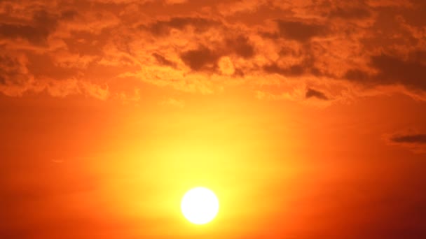 Zonsondergang Twilight Oranje Gele Hemel Blauw Prachtige Paarse Natuur Achtergrond — Stockvideo