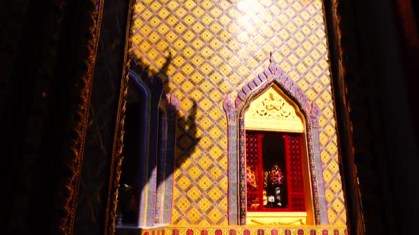 Ratchabophit寺院バンコクタイの151年以上前のインテリア装飾建築宗教 — ストック動画