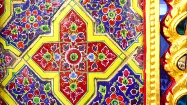 4K Eski duvar seramik döşeme desenleri el işi Tayland tapınağı duvarı kamuoyunu