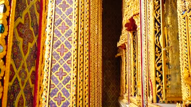 在曼谷市有151年以上历史的室内装饰建筑宗教 — 图库视频影像