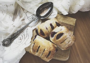 Ahududu puf hamur işleri mat görünüm