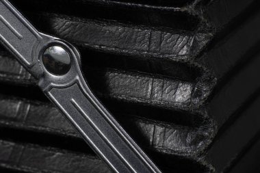 Klasik bellow tarzı kamera detayı