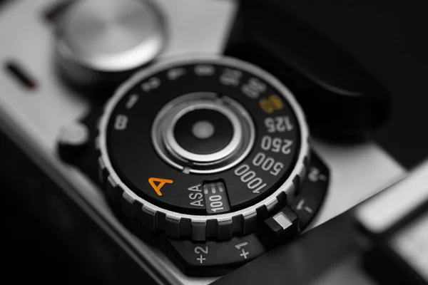 Prędkość Migawki Kompensacją Ekspozycji Zabytkowej Kamerze Filmowej — Zdjęcie stockowe