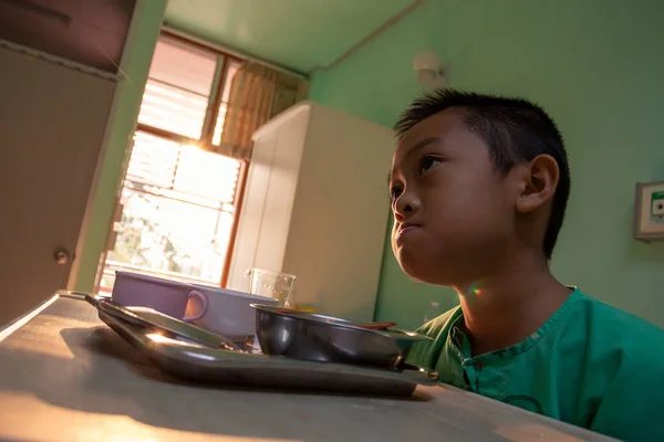 Asian Boy Eating Breakfast Hospital Bed — Stock Photo, Image