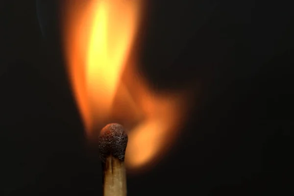 Макросъемка Спичечного Огня Голове Серы — стоковое фото