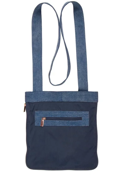 Blå väska crossbody, isolerad på vit, enstaka föremål, denim hand — Stockfoto