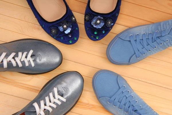Gamme Produits Baskets Cuir Bonne Sélection Chaussures Bleu Clair Assortiment — Photo