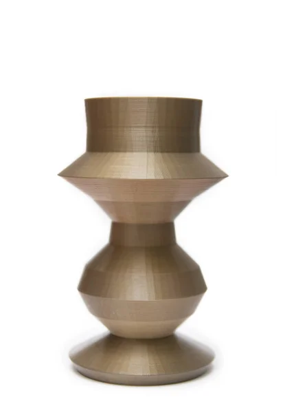 Vaso marrom em forma de objeto impresso com impressora 3D — Fotografia de Stock