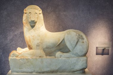 Kerameikos Arkeoloji Müzesi, Atina, Yunanistan içinde bir aslan heykeli