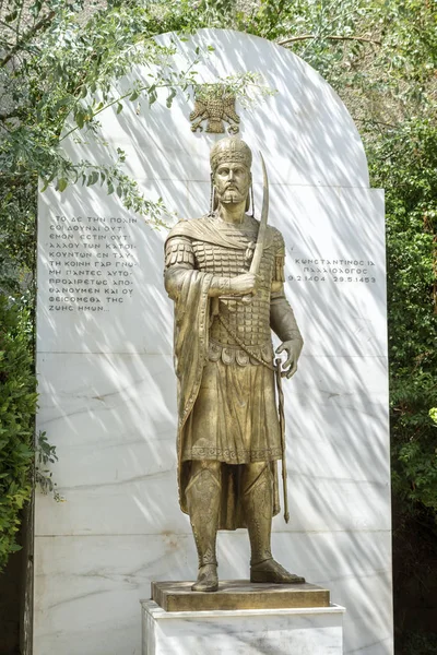 Estatua de Constantino XI Paleólogo, Atenas, Grecia —  Fotos de Stock